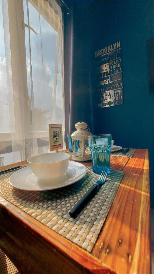 Apartament Retreat Haven In La Bella Tagaytay Tagaytay City Zewnętrze zdjęcie