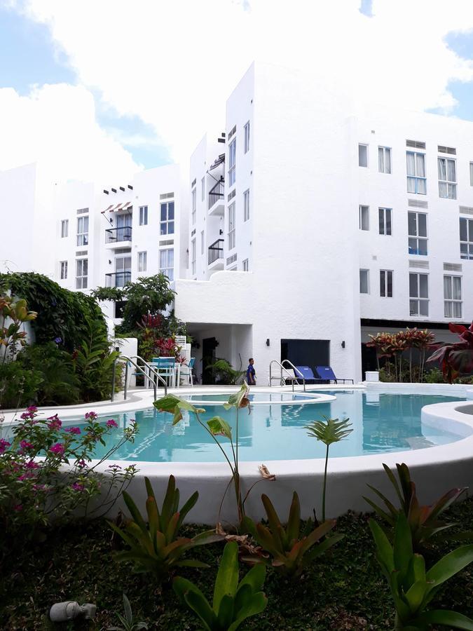 Apartament Retreat Haven In La Bella Tagaytay Tagaytay City Zewnętrze zdjęcie